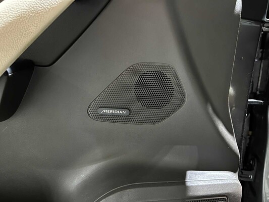 Jaguar F-PACE 2.0 Portfolio AWD 20d 179PS 2017, NL-229-D