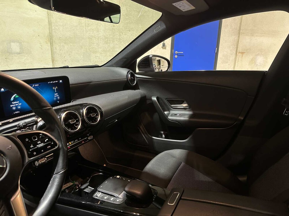Mercedes-Benz CLA200 d Advantage CLA-Klasse Shooting Brake 150PS 2021 (Original-NL), K-136-HK