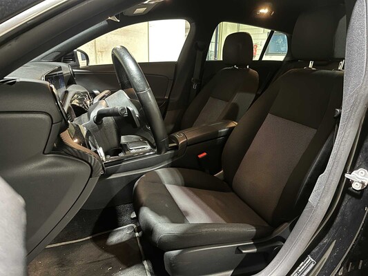 Mercedes-Benz CLA200 d Advantage CLA-Klasse Shooting Brake 150PS 2021 (Original-NL), K-136-HK