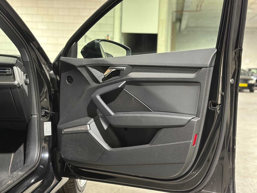 Audi A3 Limousine 30 TFSI S Edition 110PS 2021, Z-259-RT