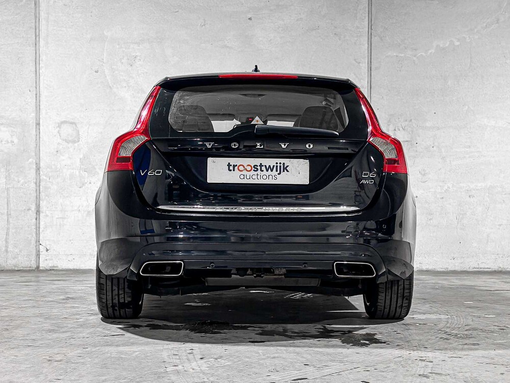 Volvo V60 2.4 D6 AWD Plug-In Hybrid Summum 215pk 2013, 9-SPL-27