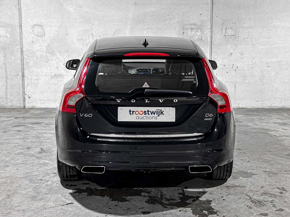Volvo V60 2.4 D6 AWD Plug-In Hybrid Summum 215pk 2013, 9-SPL-27