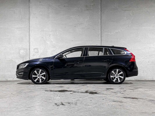 Volvo V60 2.4 D6 AWD Plug-In Hybrid Summum 215pk 2013, 9-SPL-27