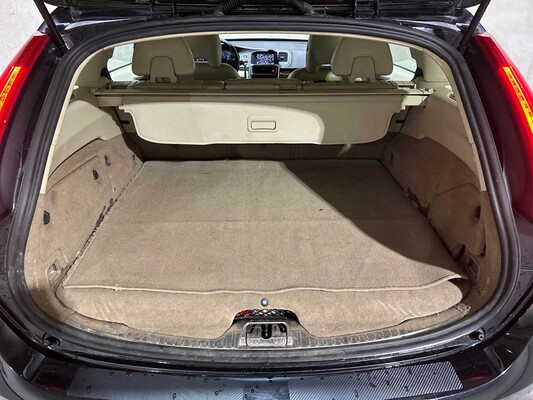 Volvo V60 2.4 D6 AWD Plug-In Hybrid Summum 215pk 2013, 9-SPL-27