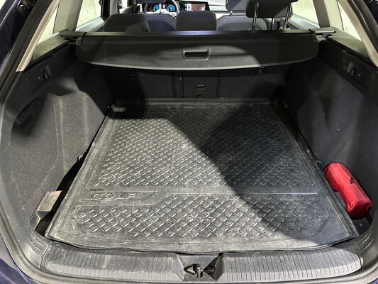 Volkswagen Golf Variant 1.5 TSI Life Business 131pk 2021 (Origineel-NL), L-152-ZR