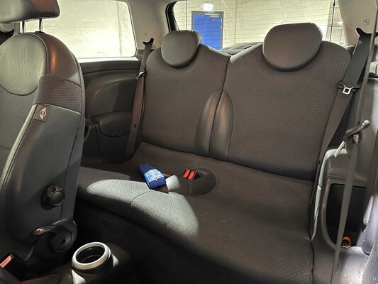 Mini Cooper S 1.6 170pk 2005, 17-KBS-7 Youngtimer