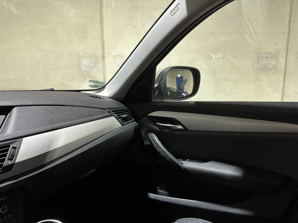 BMW X1 sDrive18i Executive 150pk 2010, 81-LHT-2