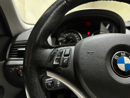 BMW X1 sDrive18i Executive 150pk 2010, 81-LHT-2