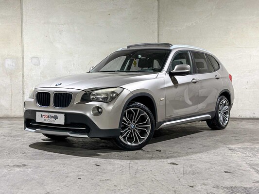 BMW X1 sDrive18i Executive 150pk 2010, 81-LHT-2