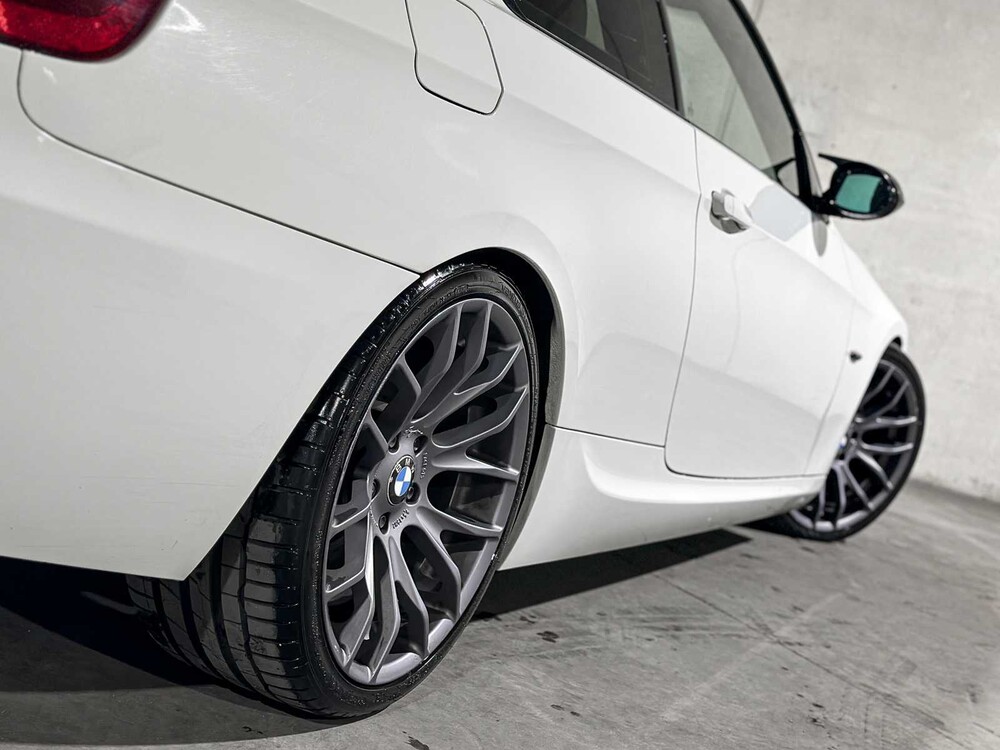 BMW 335i Executive M-Sport 306pk 2007 3-serie Coupé, RJ-584-B (Handgeschakeld)