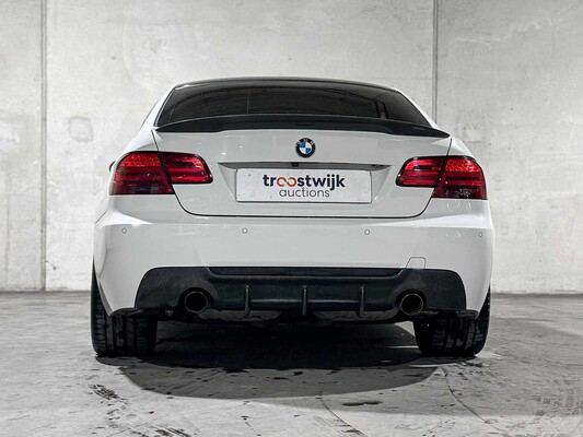 BMW 335i Executive M-Sport 306pk 2007 3-serie Coupé, RJ-584-B (Handgeschakeld)