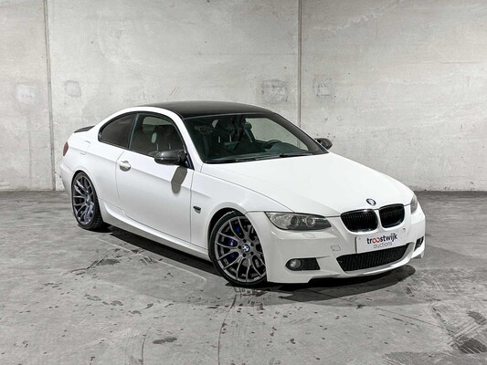 BMW 335i Executive M-Sport 306pk 2007 3-serie Coupé, RJ-584-B (Handgeschakeld)
