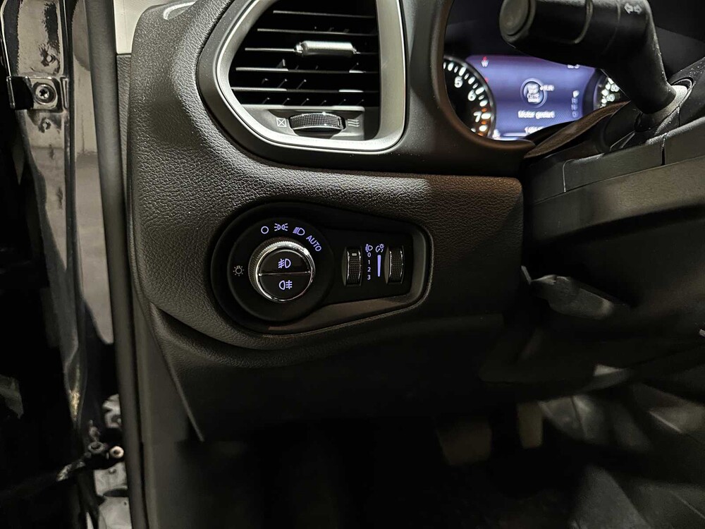 Jeep Renegade 1.4 MultiAir Limited 140pk 2017, NN-057-P