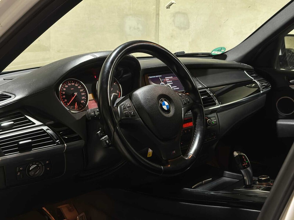BMW X5 xDrive40d M-Sport High Executive 306pk 2012, 3-ZLR-46