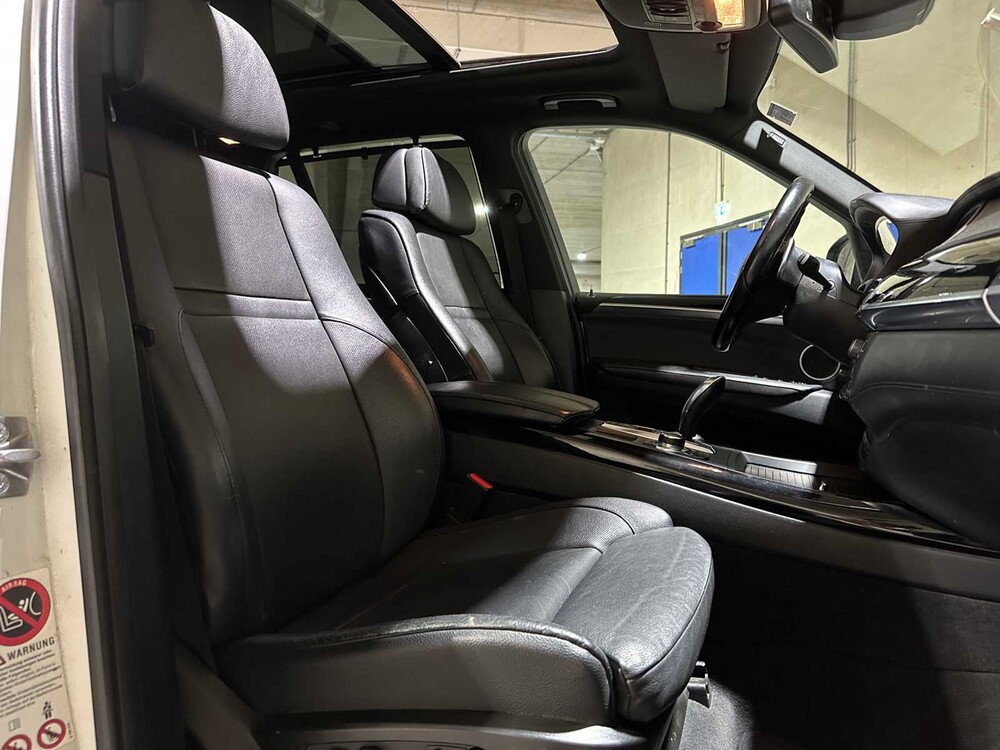 BMW X5 xDrive40d M-Sport High Executive 306pk 2012, 3-ZLR-46
