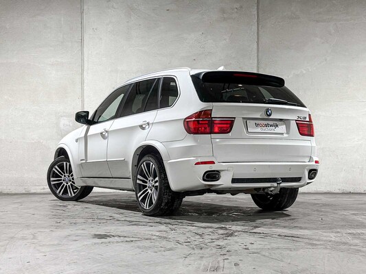 BMW X5 xDrive40d M-Sport High Executive 306pk 2012, 3-ZLR-46