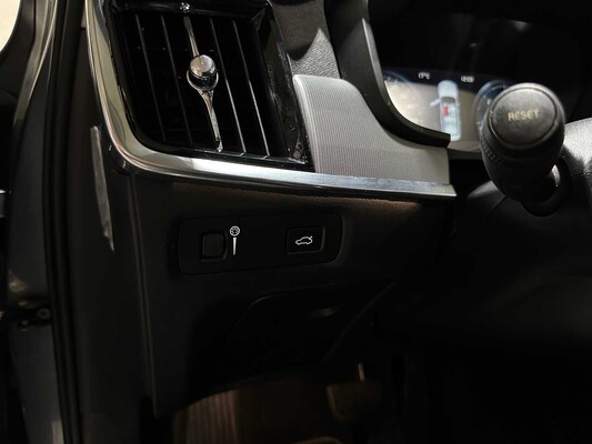 Volvo S90 2.0 D4 Inscription 190pk 2016, H-594-BN