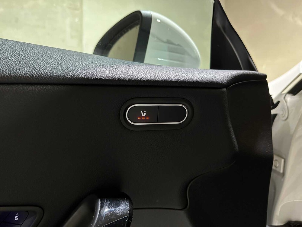 Mercedes-Benz CLA180 Premium 136PS 2020 CLA-Klasse Shooting Brake, T-731-ZZ