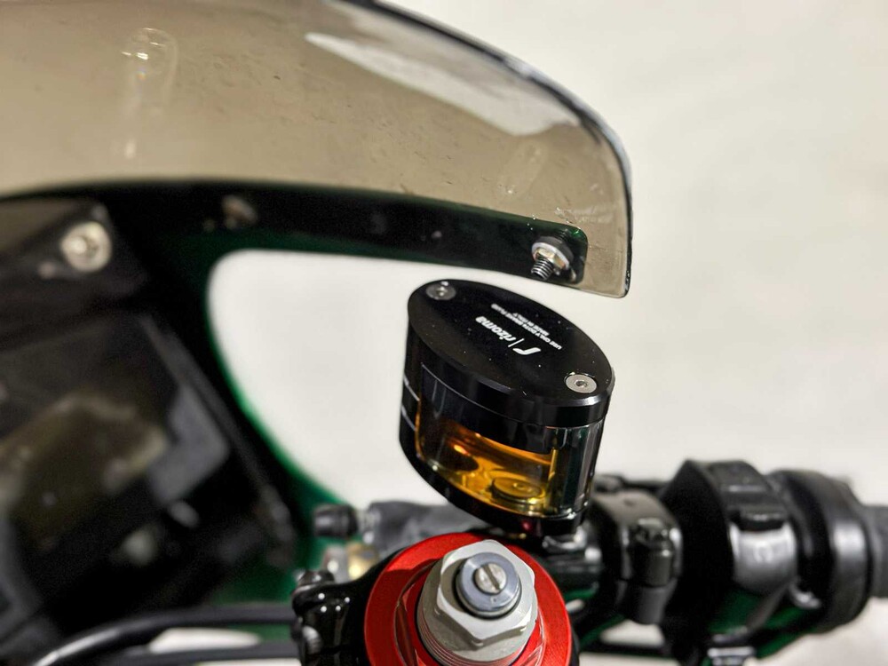 Aprilia RSV 1000 Caferacer 998cc 2000 Motorrad Sport, MB-XT-40