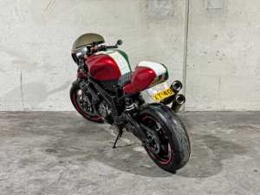 Aprilia RSV 1000 Caferacer 998cc 2000 Motorcycle Sport, MB-XT-40