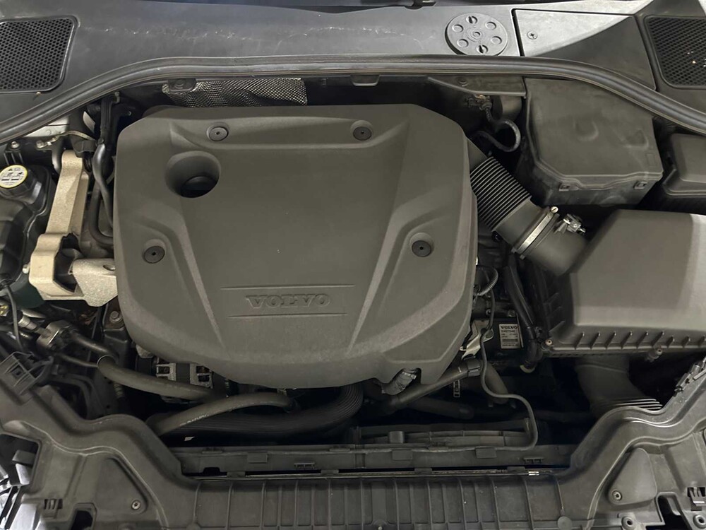 Volvo V60 Cross Country 2.0 D4 Summum 191hp 2015, HF-783-B