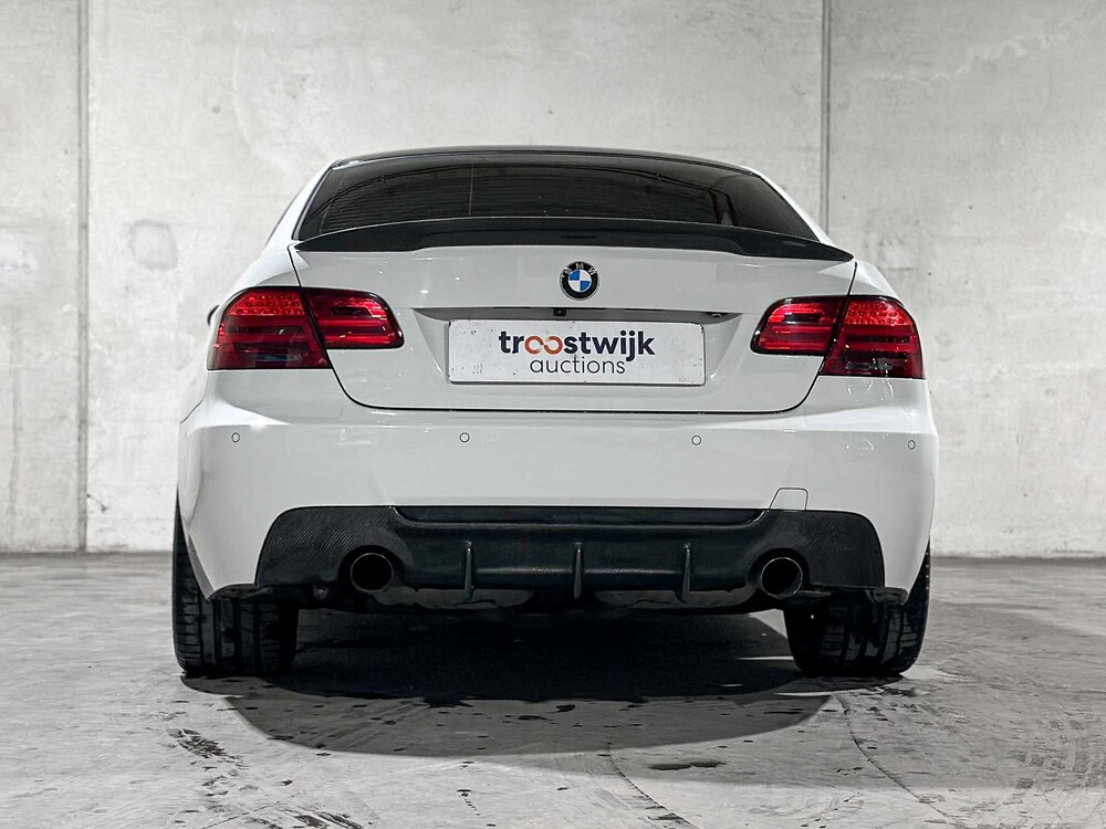 BMW 335i Executive M-Sport 306PS 2007 3er Coupé, RJ-584-B (Schaltgetriebe)