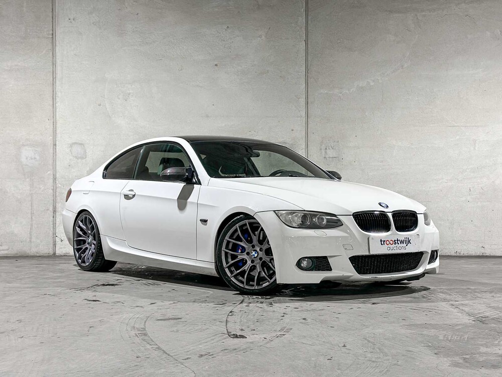 BMW 335i Executive M-Sport 306PS 2007 3er Coupé, RJ-584-B (Schaltgetriebe)