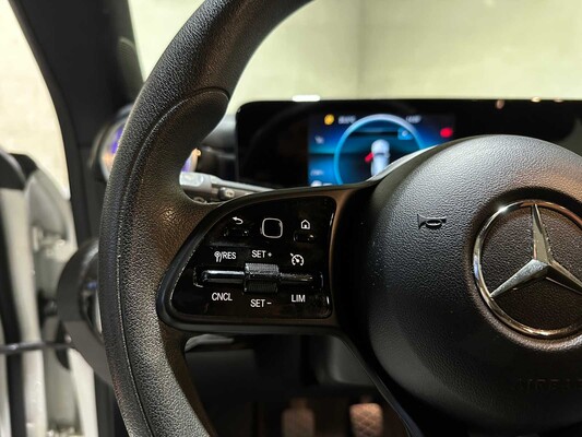 Mercedes-Benz CLA180 Premium 136pk 2020 CLA-klasse Shooting Brake, T-731-ZZ