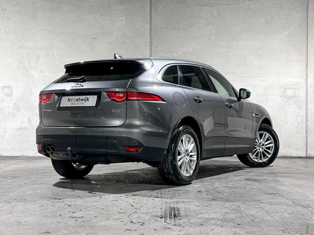 Jaguar F-PACE 2.0 Portfolio AWD 20d 179pk 2017, NL-229-D