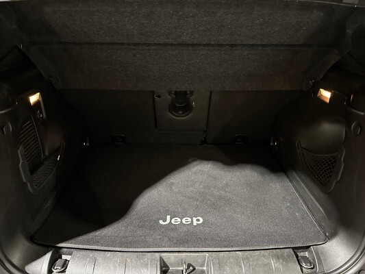 Jeep Renegade 1.4 MultiAir Limited 140pk 2017, NN-057-P