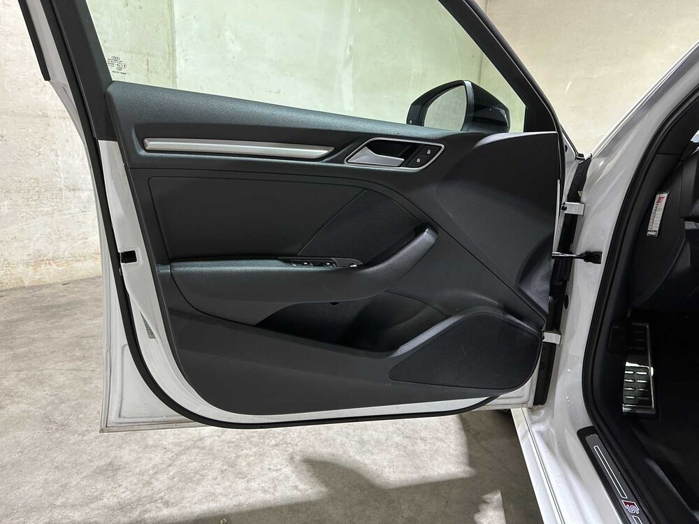 Audi A3 Sportback 1.4 TFSI CoD Sport S Line Edition 150 PS 2017, J-089-GT