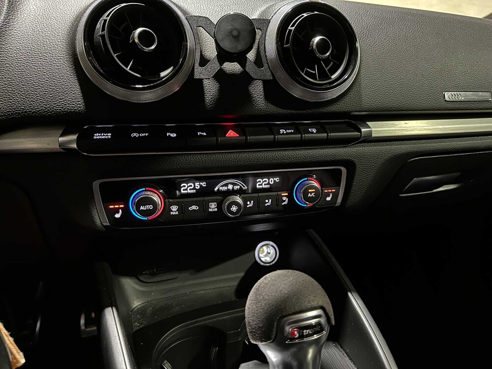 Audi A3 Sportback 1.4 TFSI CoD Sport S Line Edition 150 PS 2017, J-089-GT