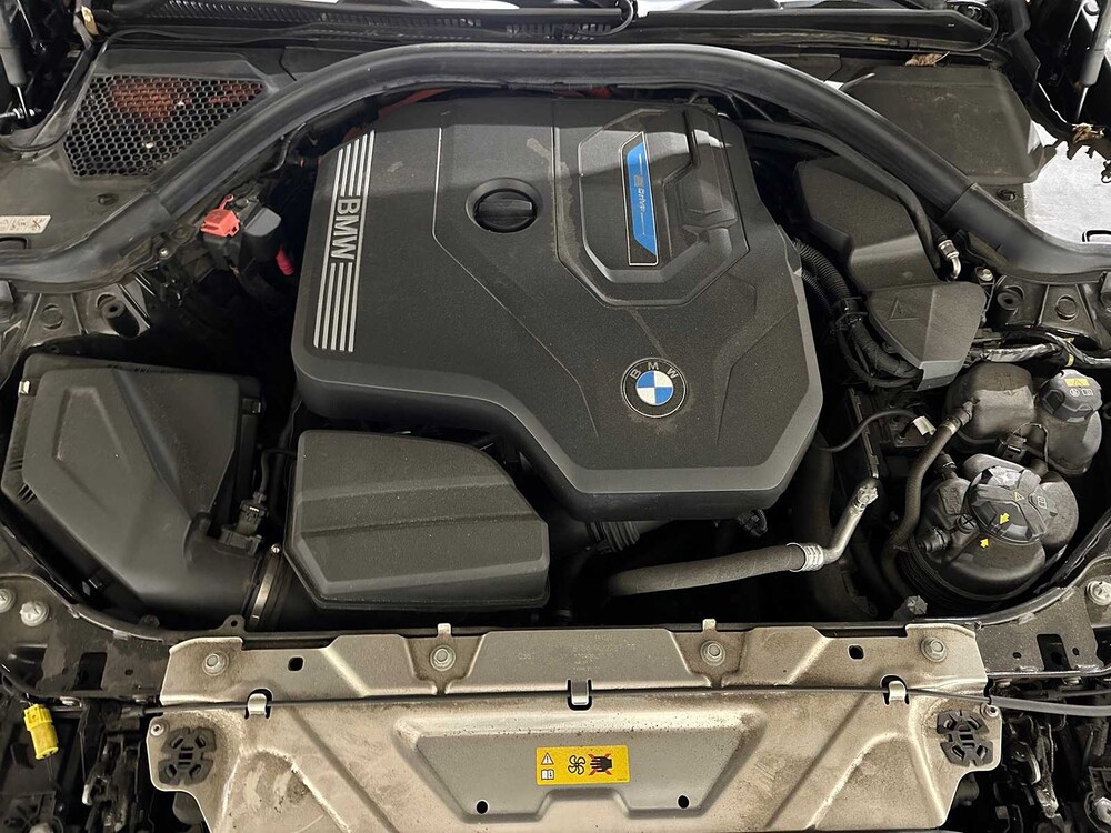 BMW 330e Touring G21 292 PS 2021 (Original-NL + 1. Besitzer), K-451-VL