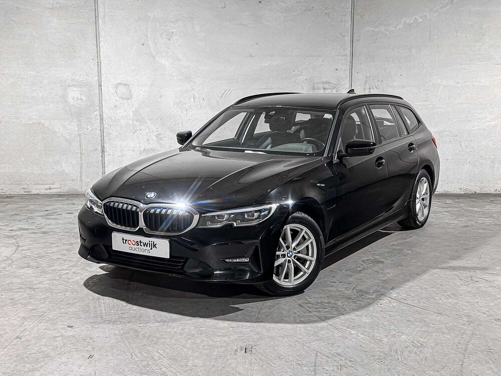 BMW 330e Touring G21 292 PS 2021 (Original-NL + 1. Besitzer), K-451-VL