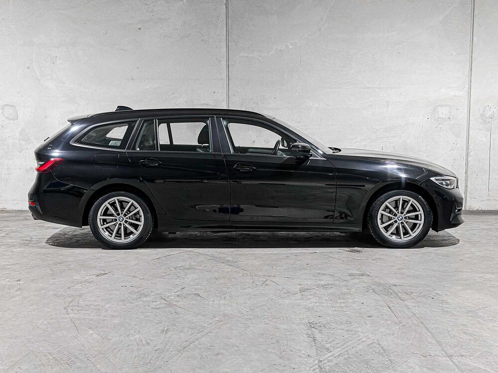 BMW 330e Touring G21 292 PS 2021 (Original-NL + 1. Besitzer), K-451-VL