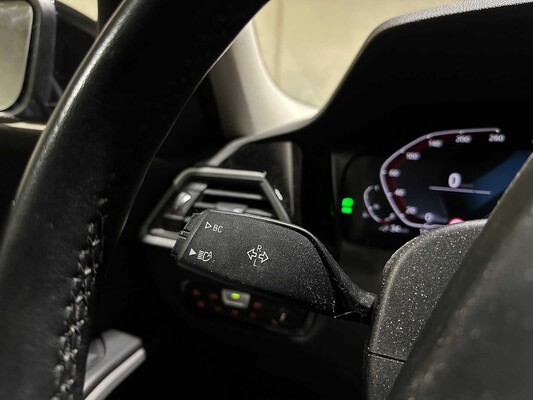 BMW 330e Touring G21 292 PS 2021 (Original-NL + 1. Besitzer), K-451-VL