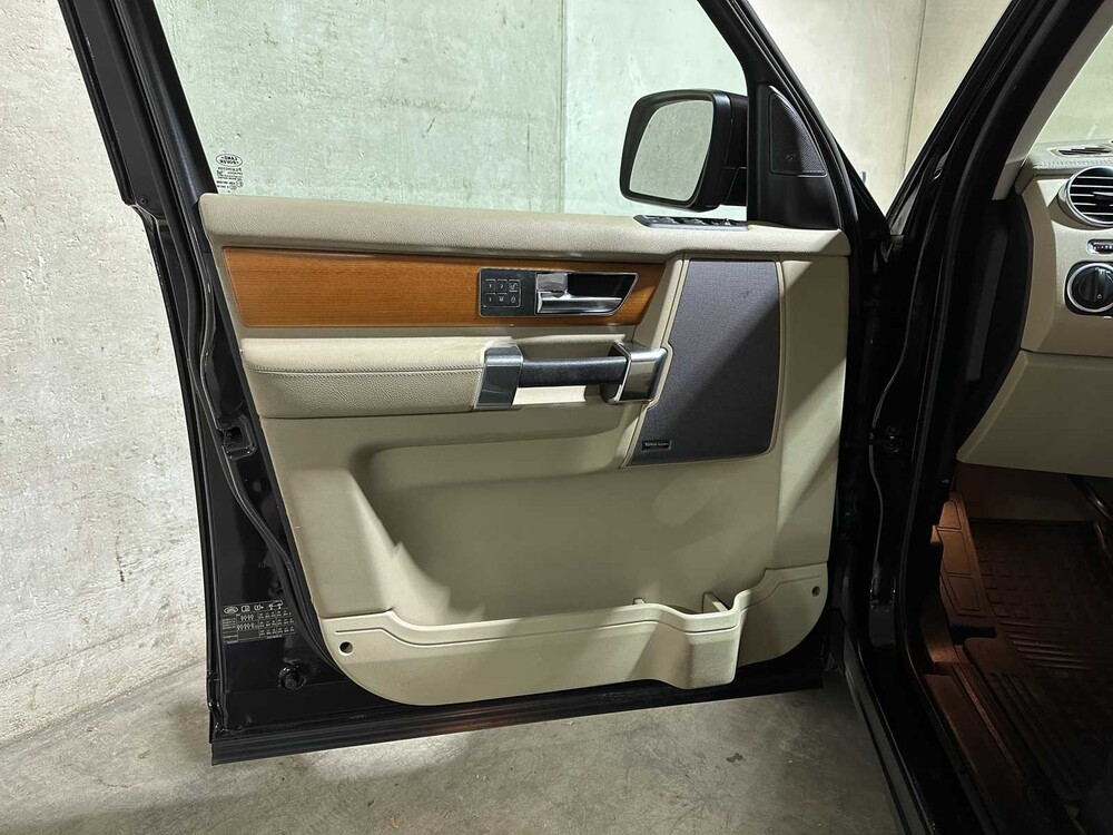 Land Rover Discovery 3.0 SDV6 HSE 7-Sitzer 245 PS 2011, 74-PDS-1