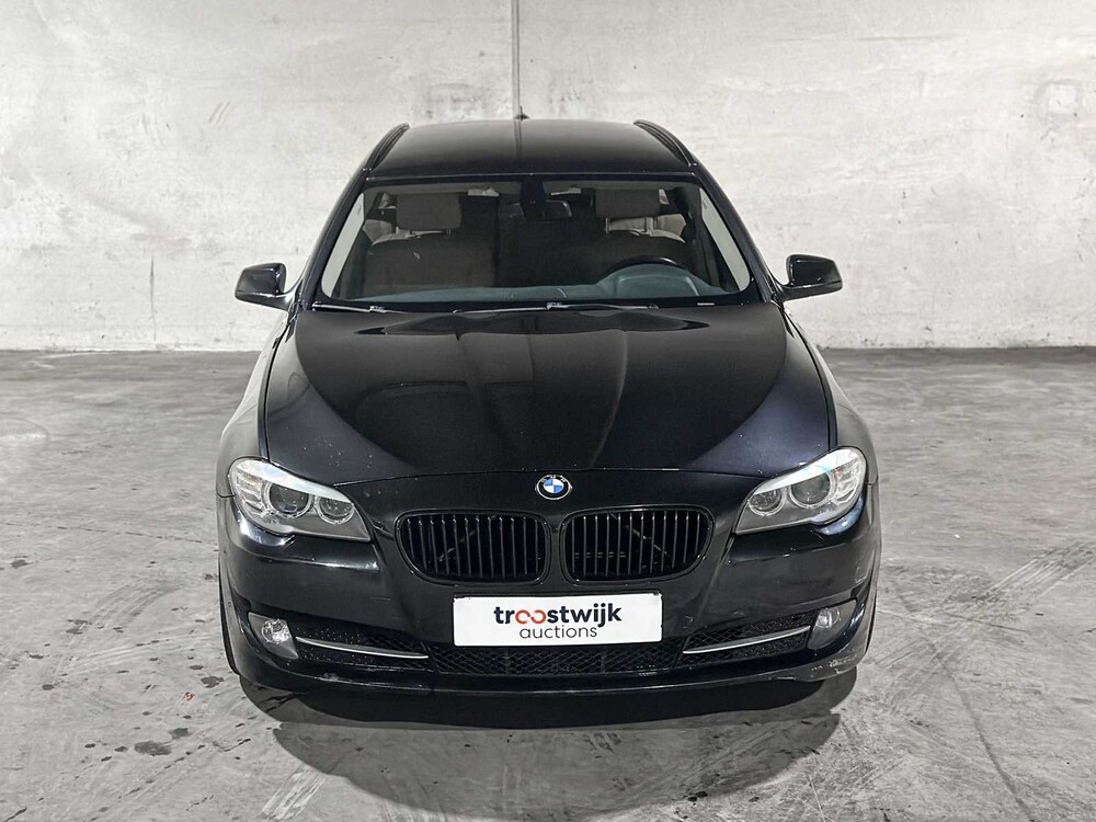BMW 523i Touring High Executive 204 PS 2010 5er F11, L-790-VL