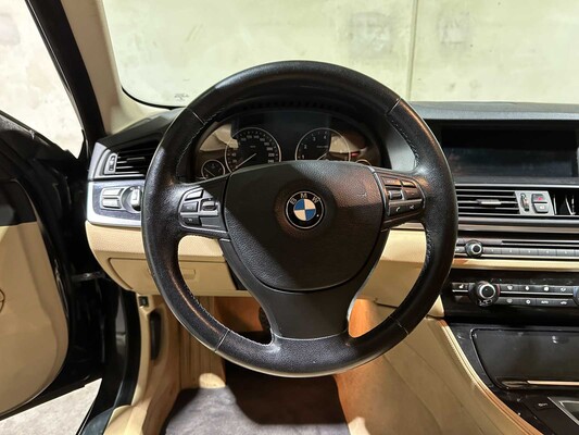 BMW 523i Touring High Executive 204 PS 2010 5er F11, L-790-VL