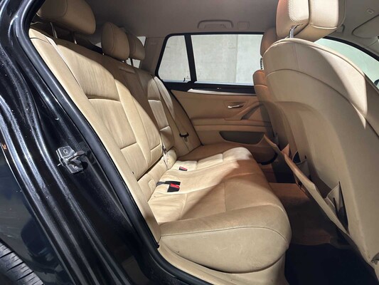BMW 523i Touring High Executive 204 PS 2010 5er F11, L-790-VL