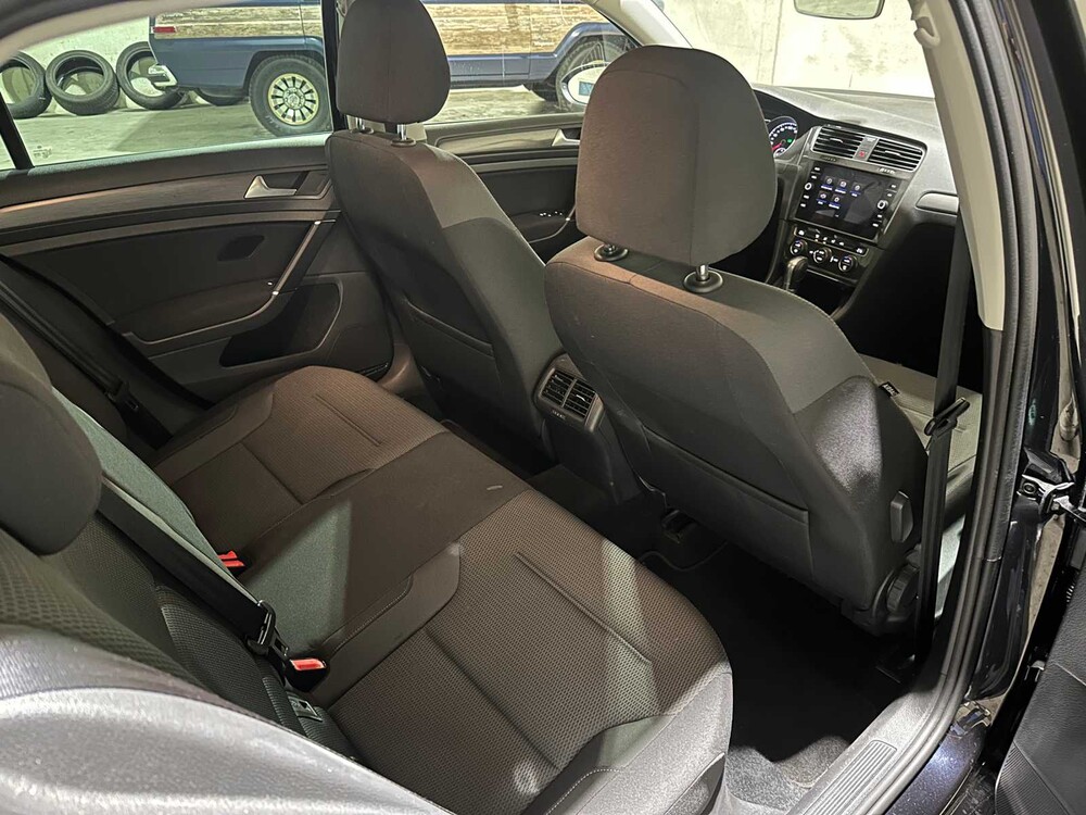 Volkswagen Golf 1.0 TSI Comfortline Business 116 PS 2019, ZL-832-K