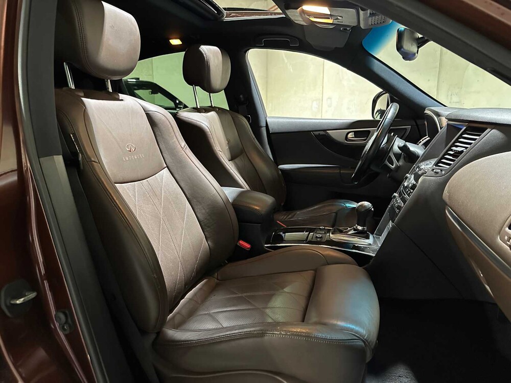 Infiniti FX 30d GT Premium 238 PS 2012, 92-ZKP-3