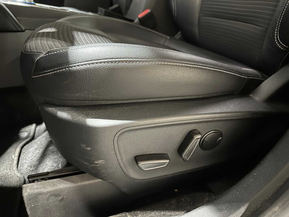 Ford Kuga 2,5 PHEV Titanium X 152 PS 2021, L-036-PS