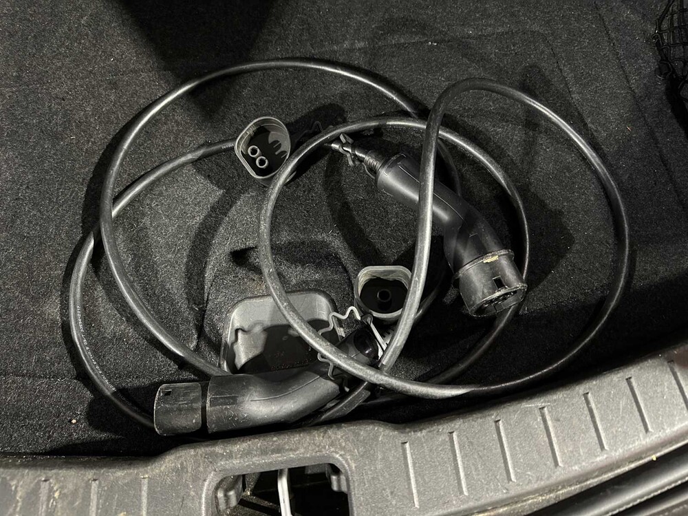 Polestar 2 Long Range Dual Motor Launch Edition 78 kWh (Original-NL + 1. Eigentümer), J-984-SK