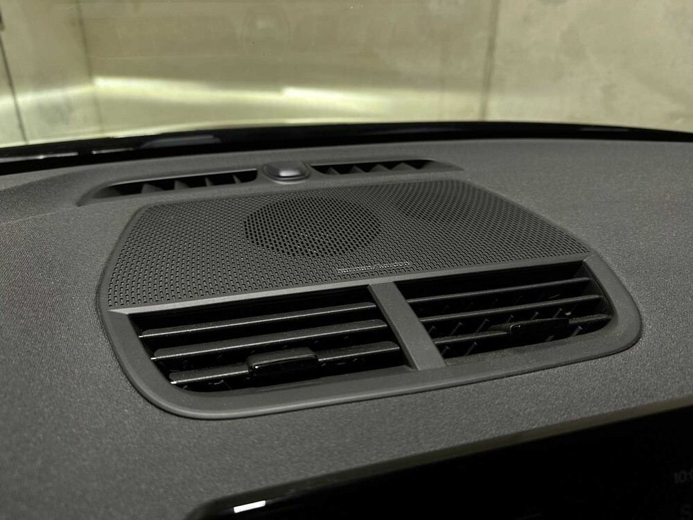 Polestar 2 Long Range Dual Motor Launch Edition 78 kWh (Original-NL + 1. Eigentümer), J-984-SK