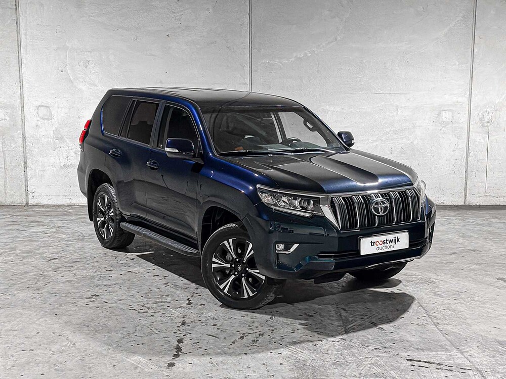 Toyota Land Cruiser 2.8 D-4D-F Challenger Blind Van 177pk 2020, VHH-33-H Bedrijfswagen