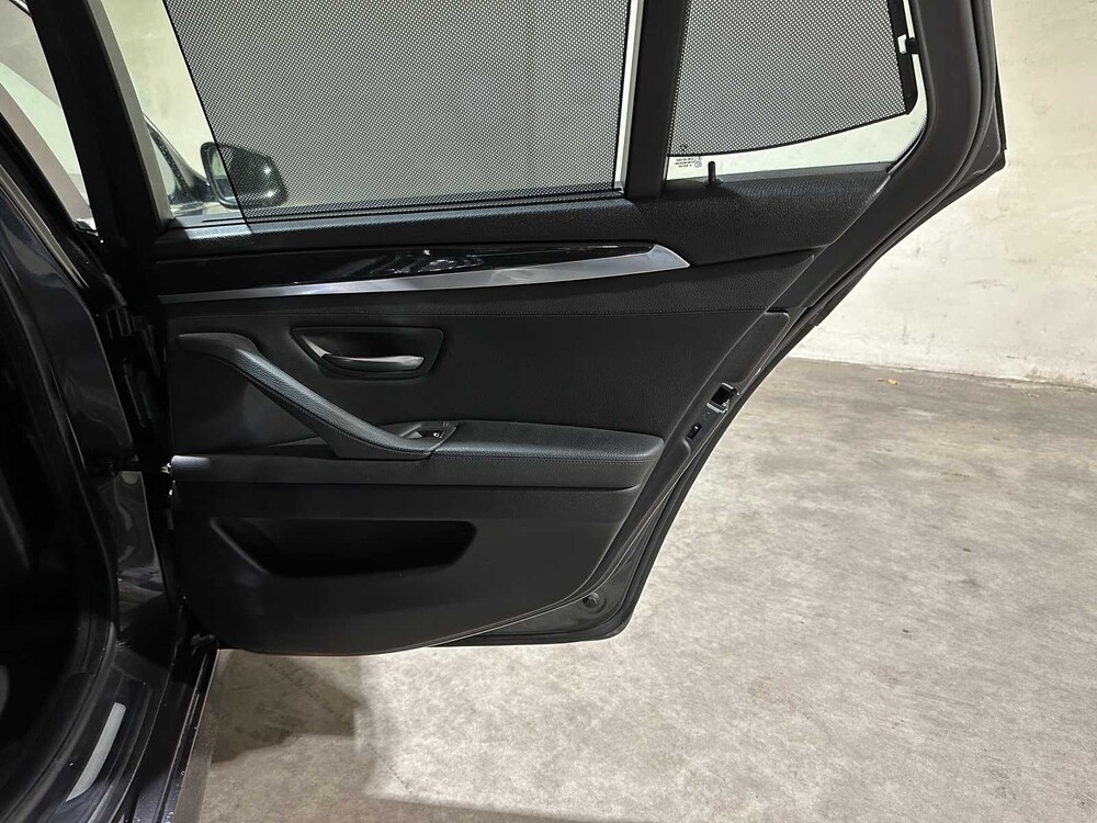 BMW 523i Touring High Executive 204 PS 2010 5er, 3-ZKF-44