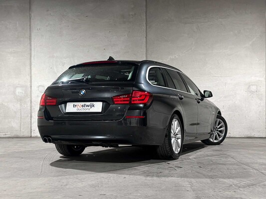 BMW 523i Touring High Executive 204 PS 2010 5er, 3-ZKF-44