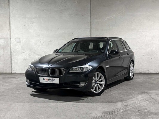 BMW 523i Touring High Executive 204 PS 2010 5er, 3-ZKF-44