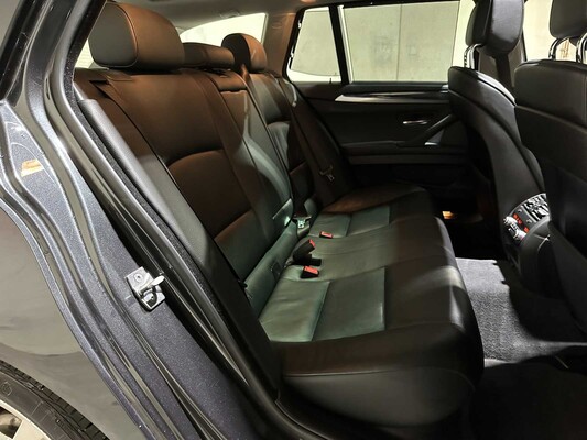 BMW 523i Touring High Executive 204 PS 2010 5er, 3-ZKF-44